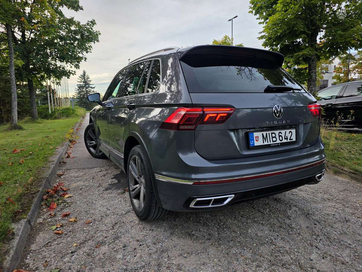 Volkswagen Tiguan - 4