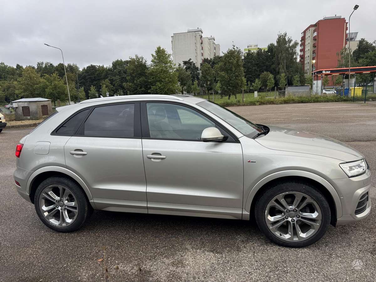 Audi Q3, 2.0 l., Внедорожник / Кроссовер