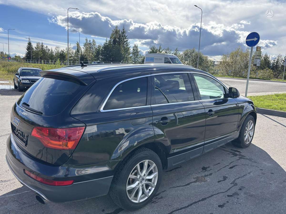 Audi Q7, 3.0 l., Внедорожник / Кроссовер