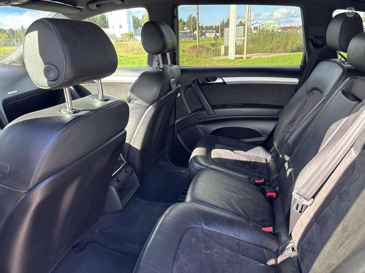 Audi Q7, 3.0 l., Внедорожник / Кроссовер