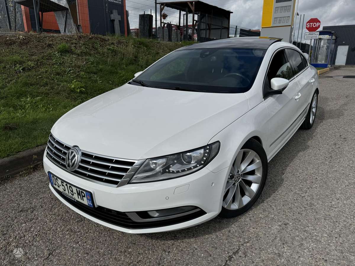 Volkswagen Passat CC - 1