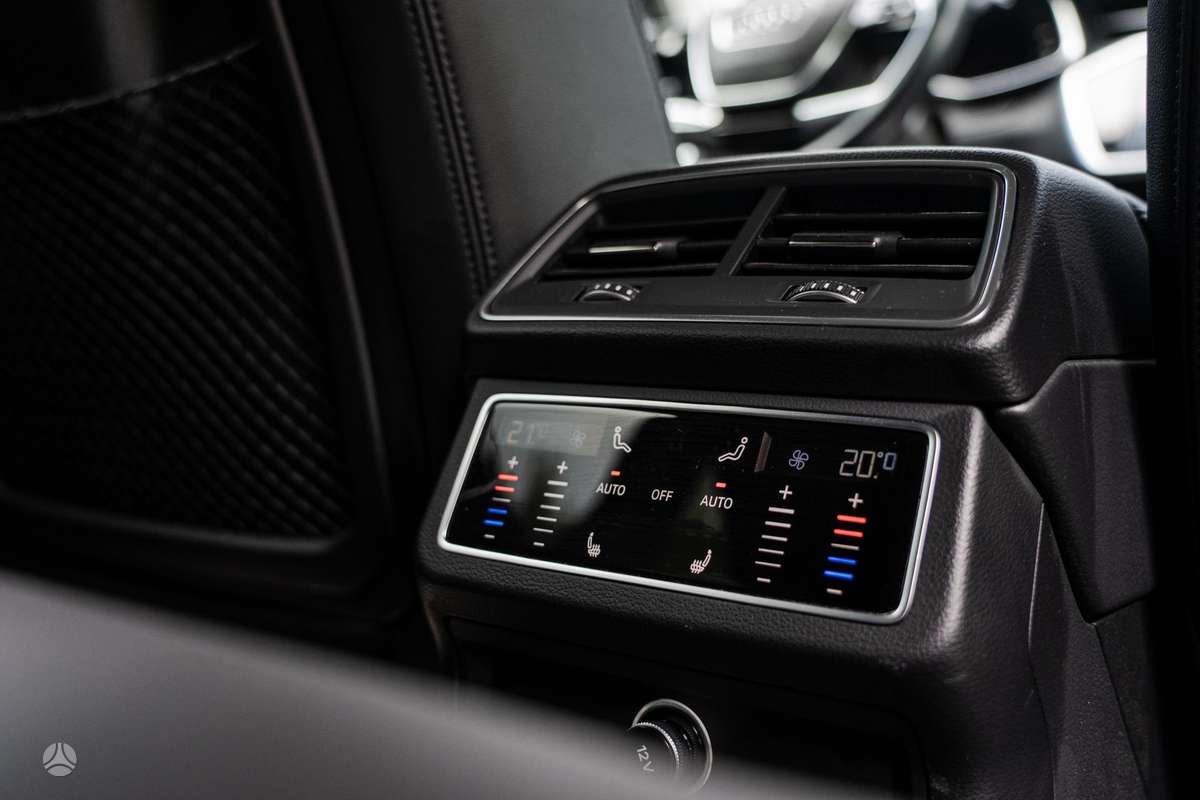 Audi A6 allroad, 3.0 l., Универсал