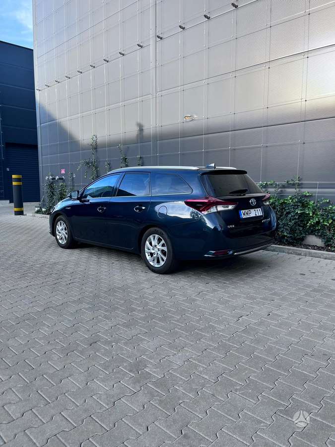Toyota Auris - 2
