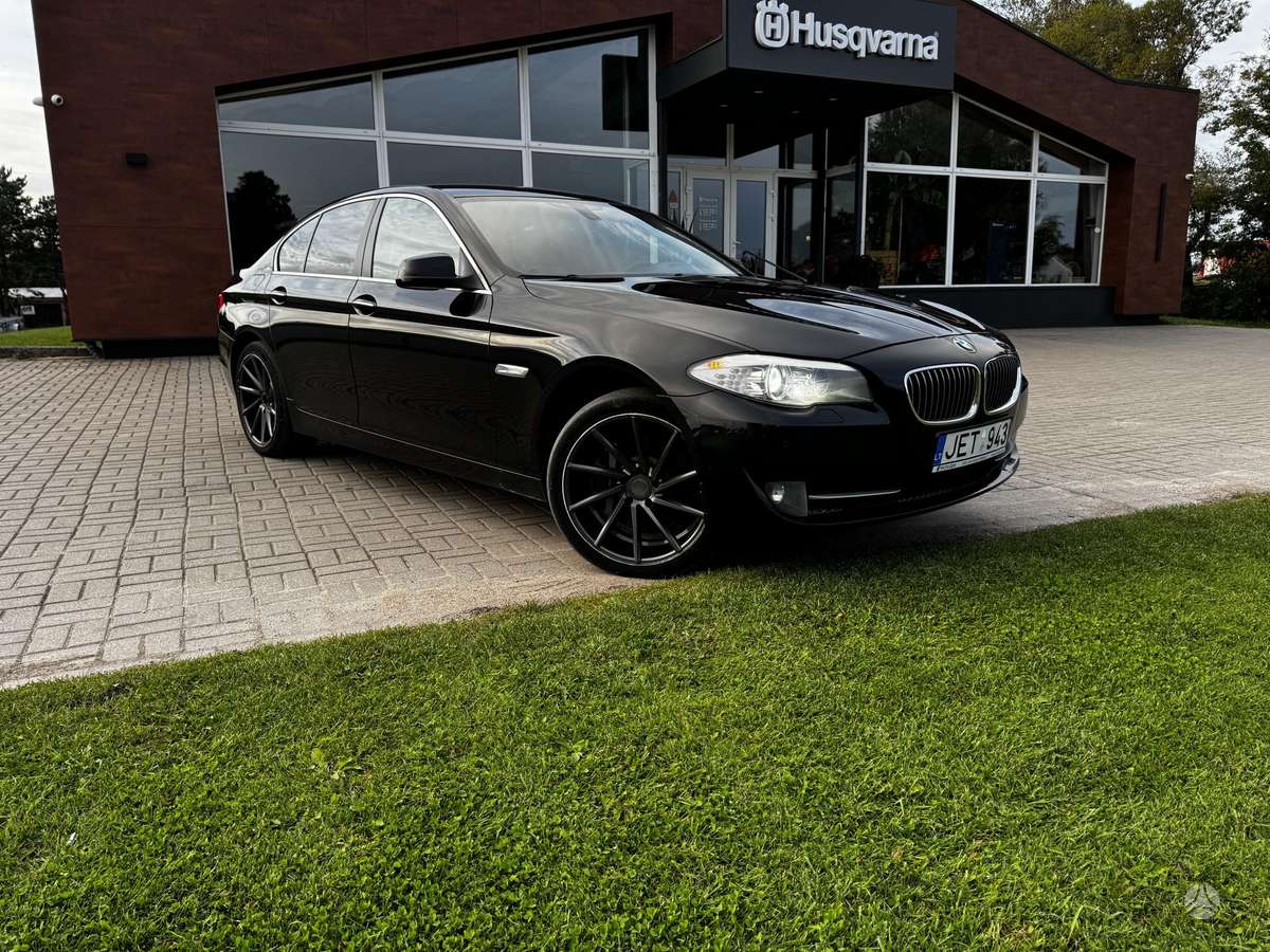 BMW 530, 3.0 l., Седан