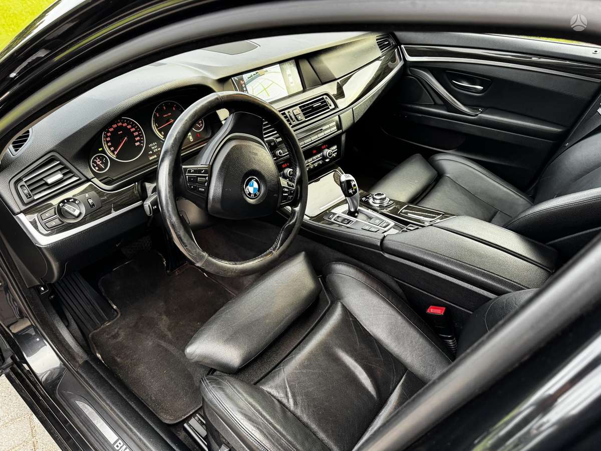 BMW 530, 3.0 l., Седан