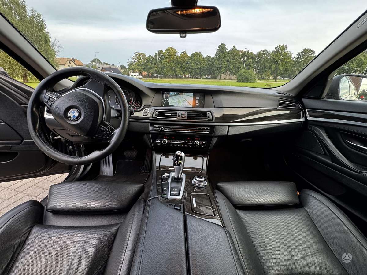 BMW 530, 3.0 l., Седан