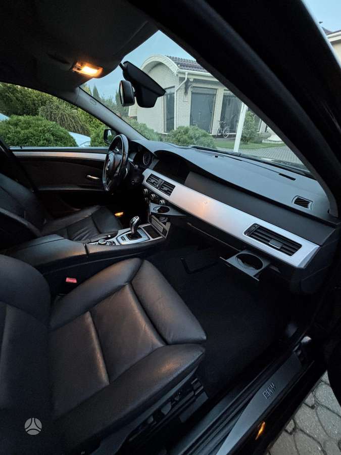 BMW 535, Универсал