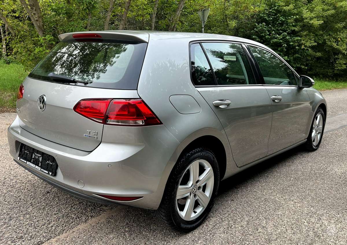 Volkswagen Golf - 3
