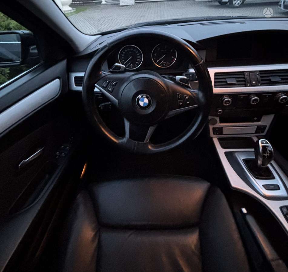 BMW 535, Универсал