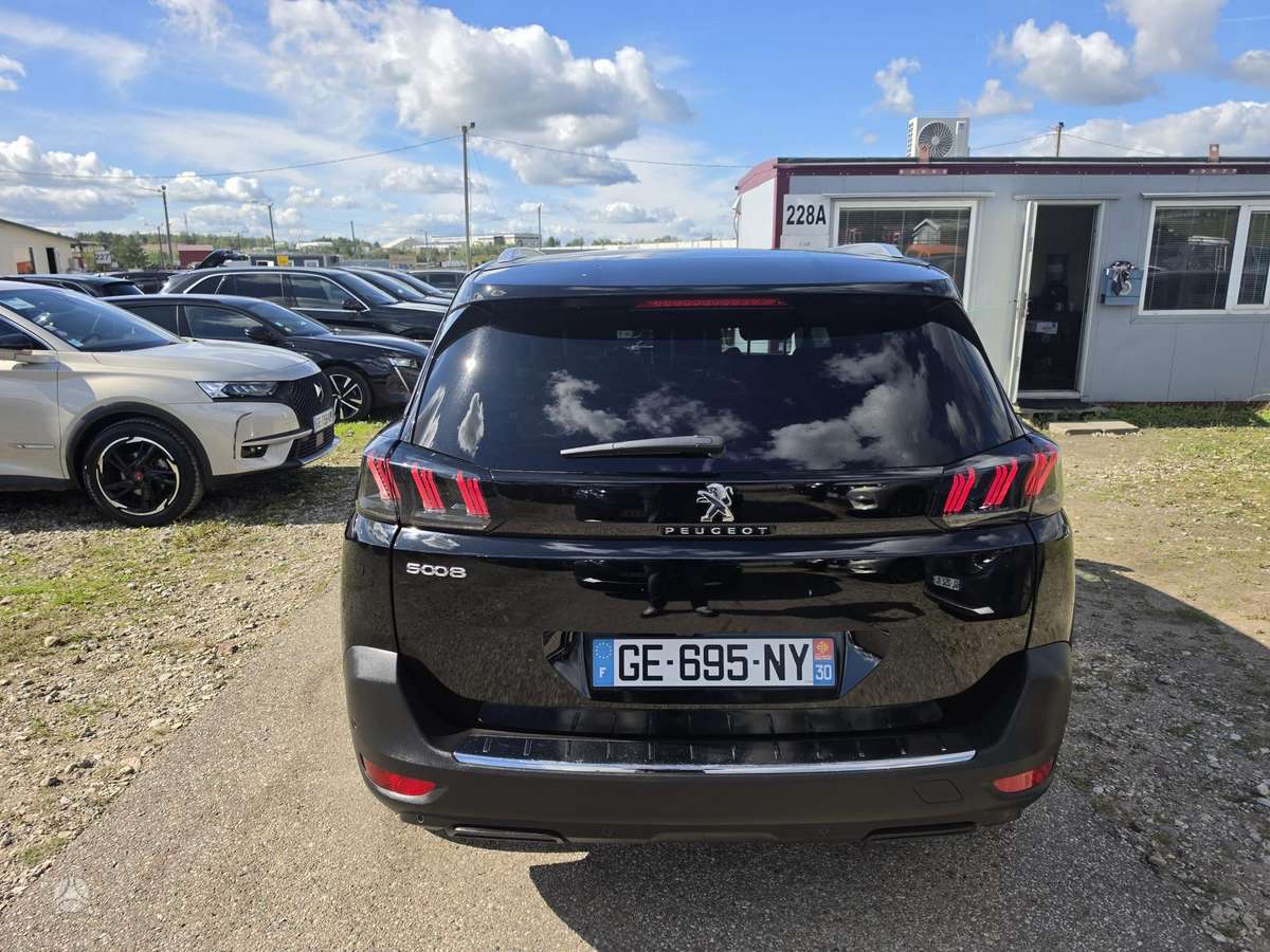 Peugeot 5008 - 3