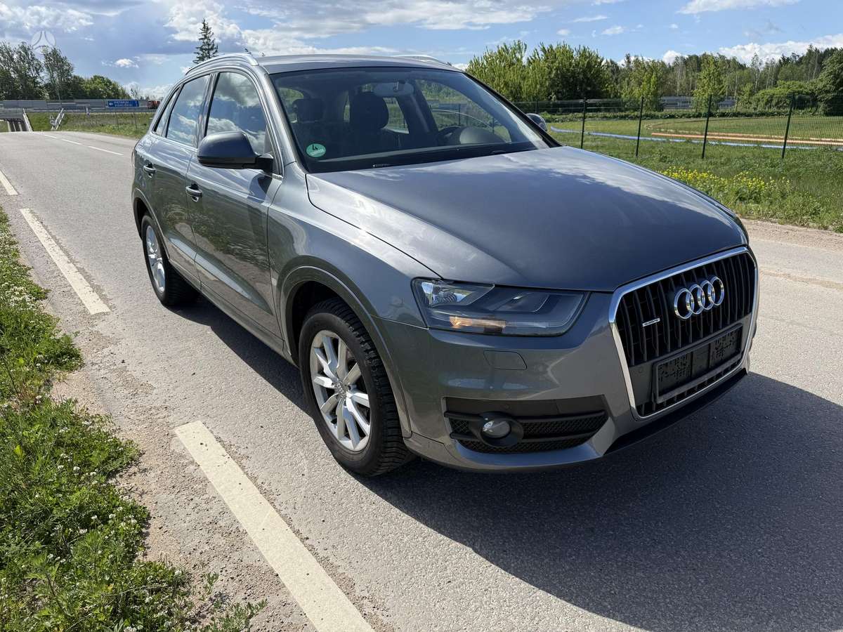 Audi Q3, 2.0 l., Внедорожник / Кроссовер