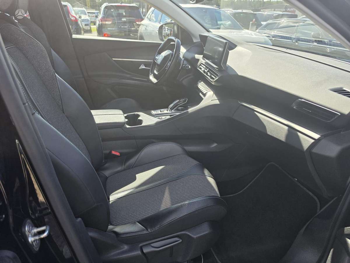 Peugeot 5008 - 7