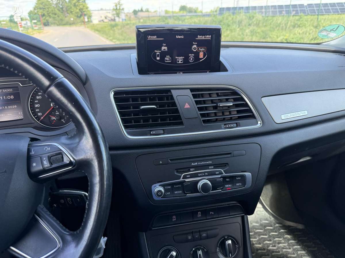 Audi Q3, 2.0 l., Внедорожник / Кроссовер