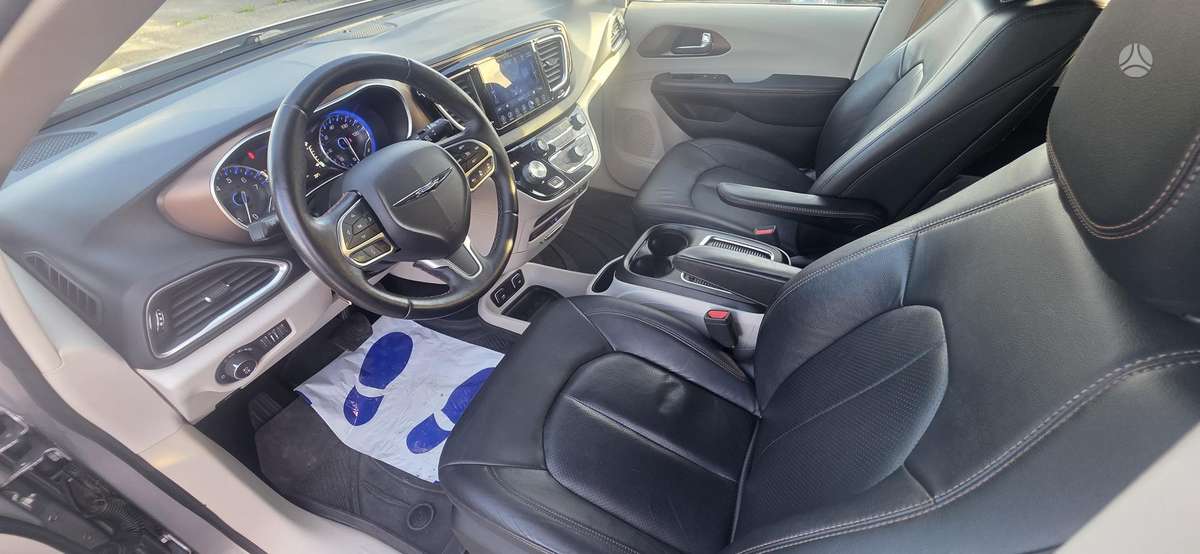Chrysler Pacifica, 3.6 l., Минивэн