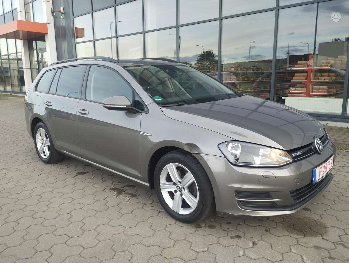 Volkswagen Golf - 9