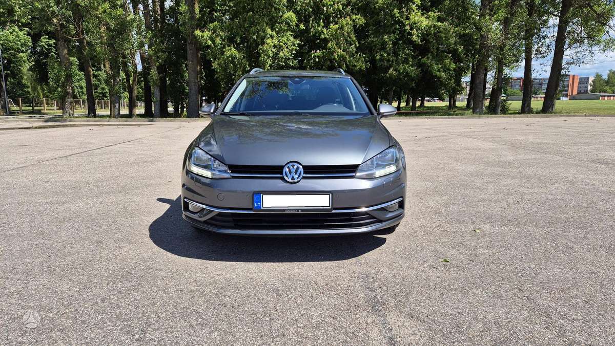 Volkswagen Golf - 3