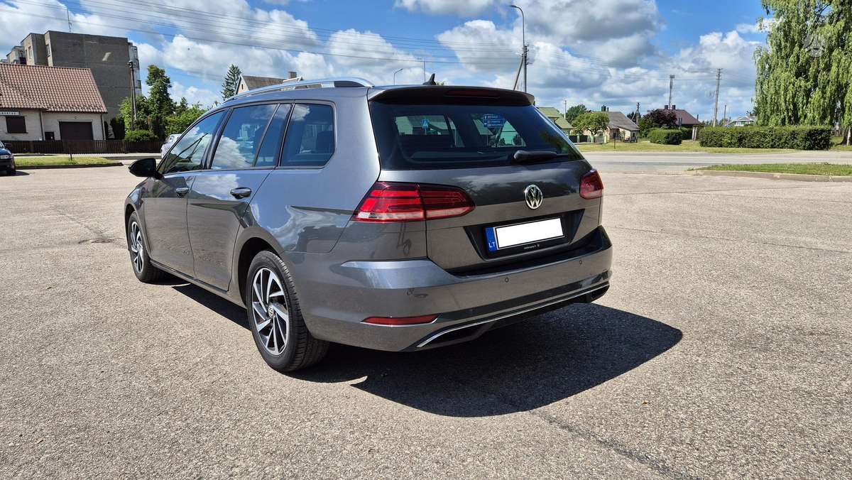 Volkswagen Golf - 4