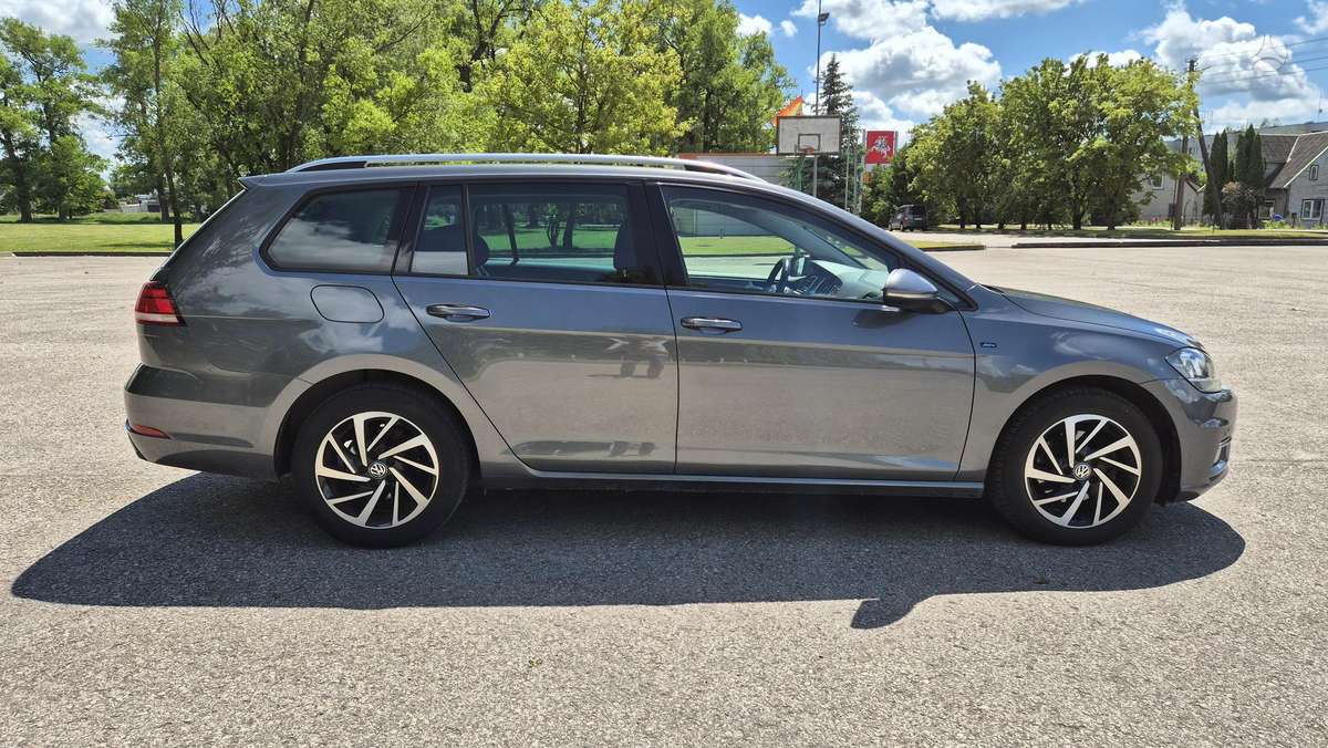 Volkswagen Golf - 7