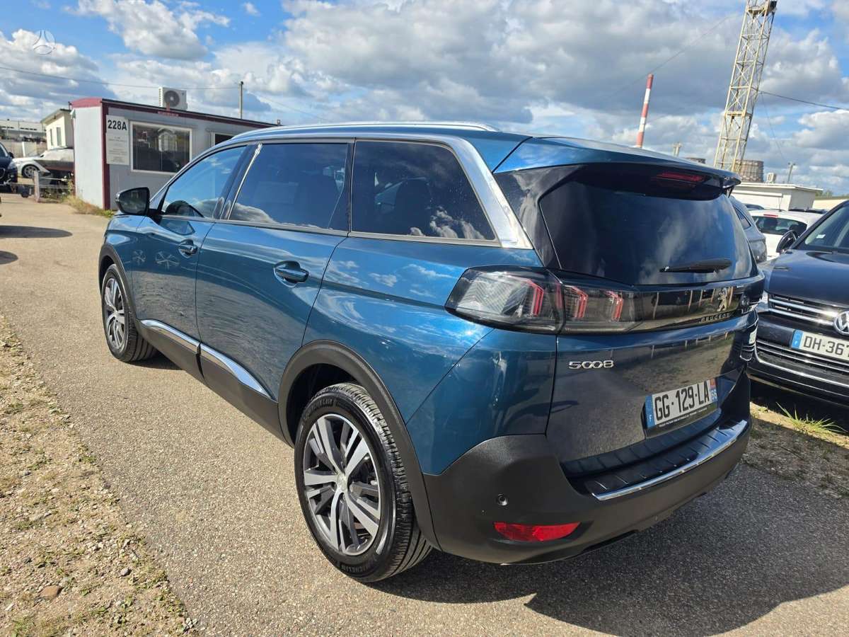 Peugeot 5008 - 4