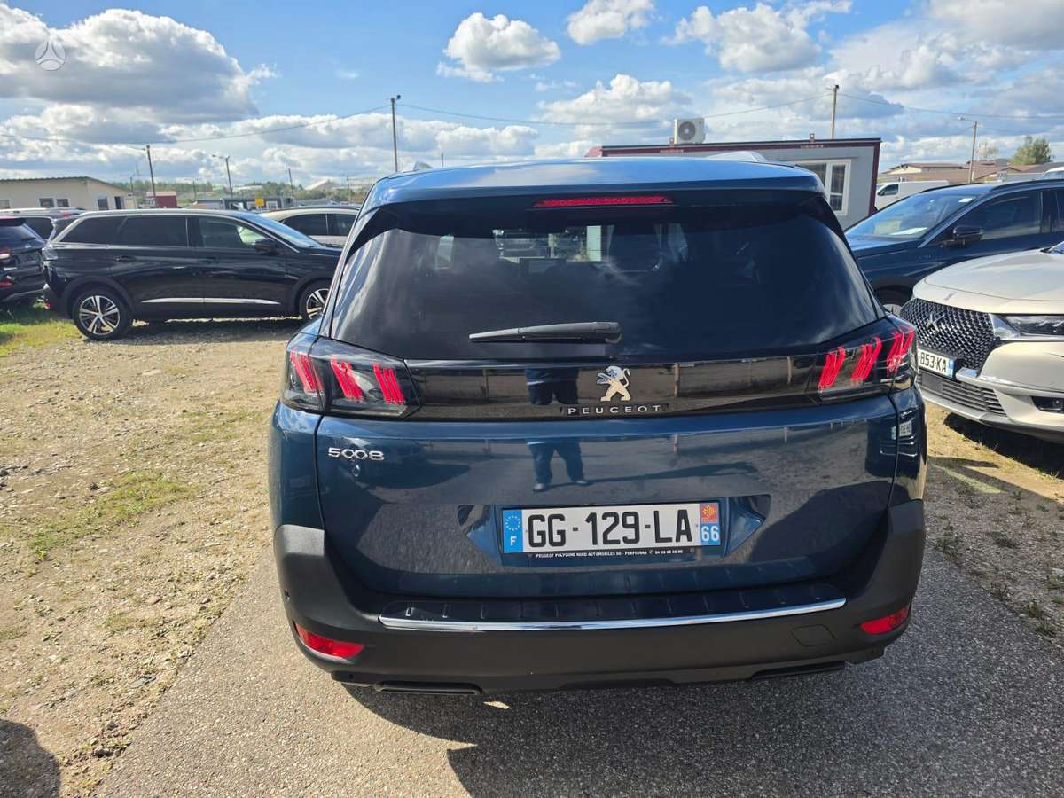 Peugeot 5008 - 5