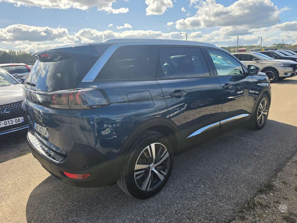 Peugeot 5008 - 6