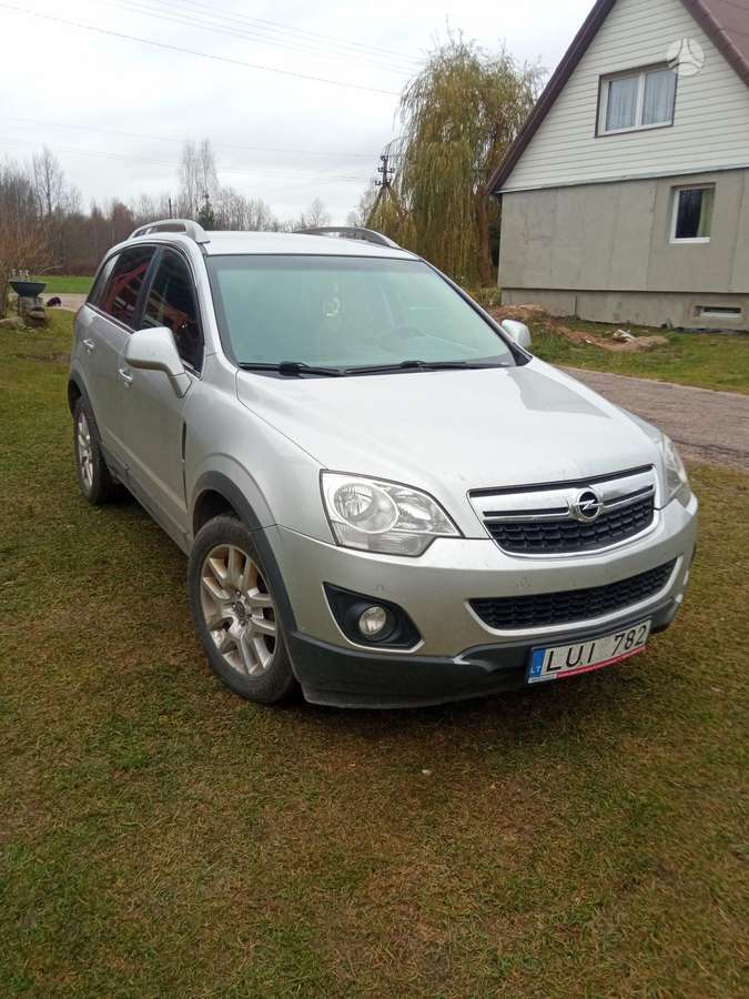 Opel Antara, 2.2 l., off-road / crossover