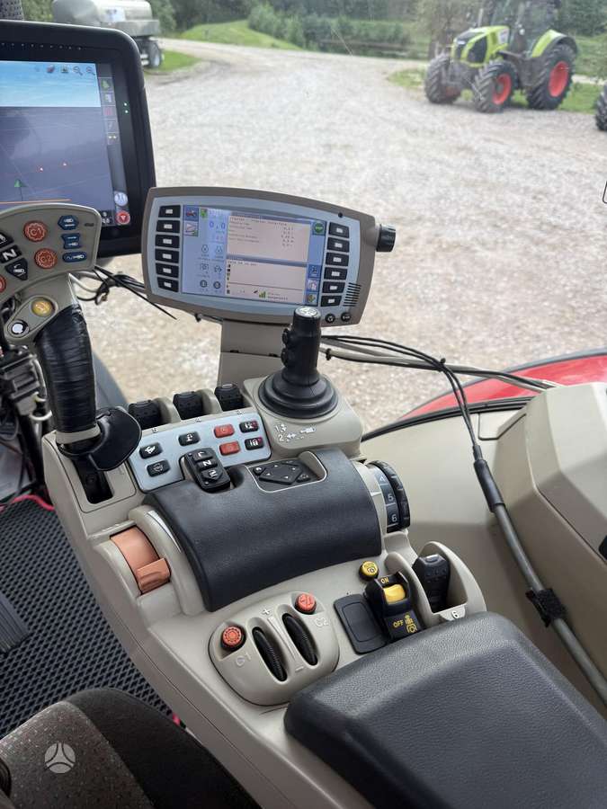 Massey Ferguson 8727 Dyna-VT, тракторы