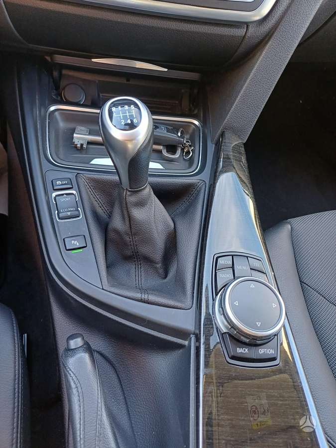 BMW 320, 2.0 l., universalas
