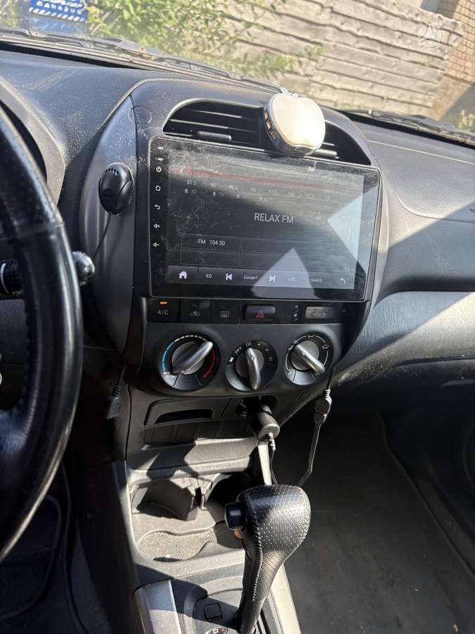Toyota RAV4 - 5