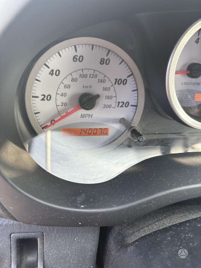 Toyota RAV4 - 9