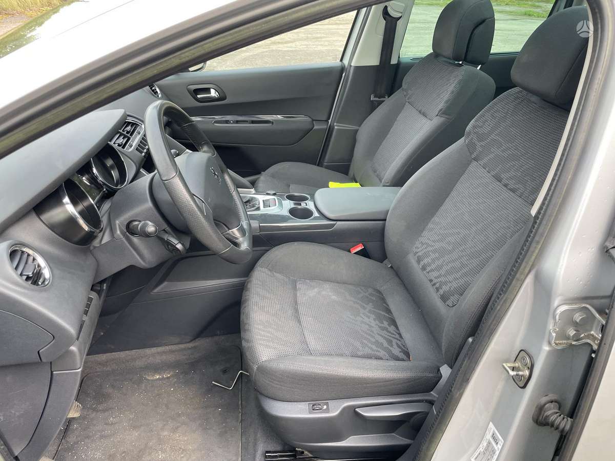 Peugeot 3008 - 10
