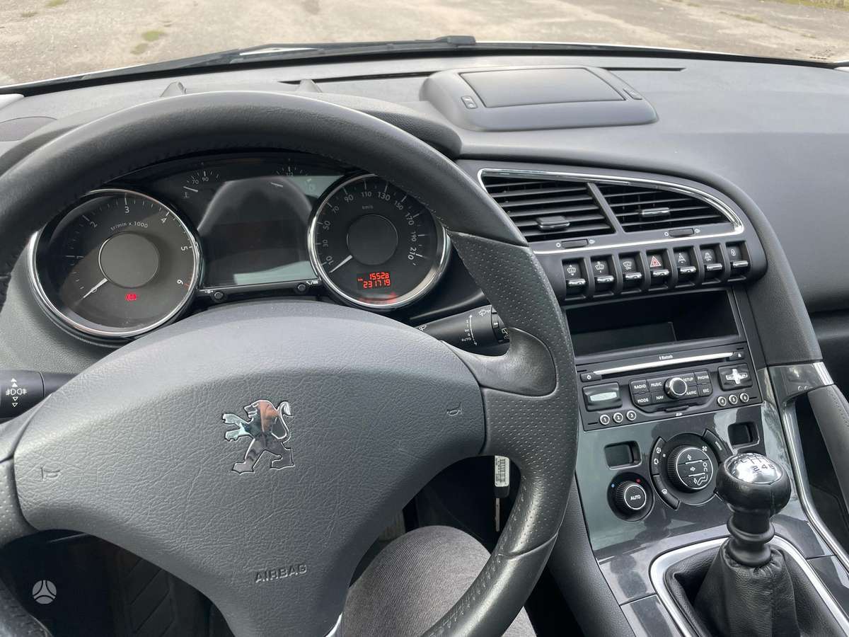Peugeot 3008 - 11