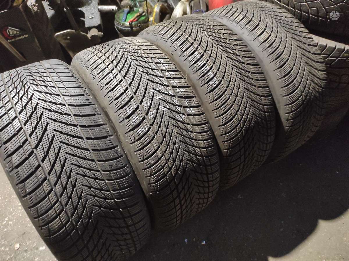 Pirelli, winter 235/45 R18