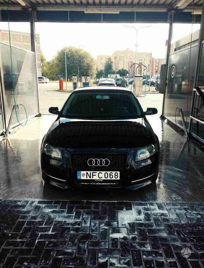 Audi A3, 1.6 l., Хэтчбек