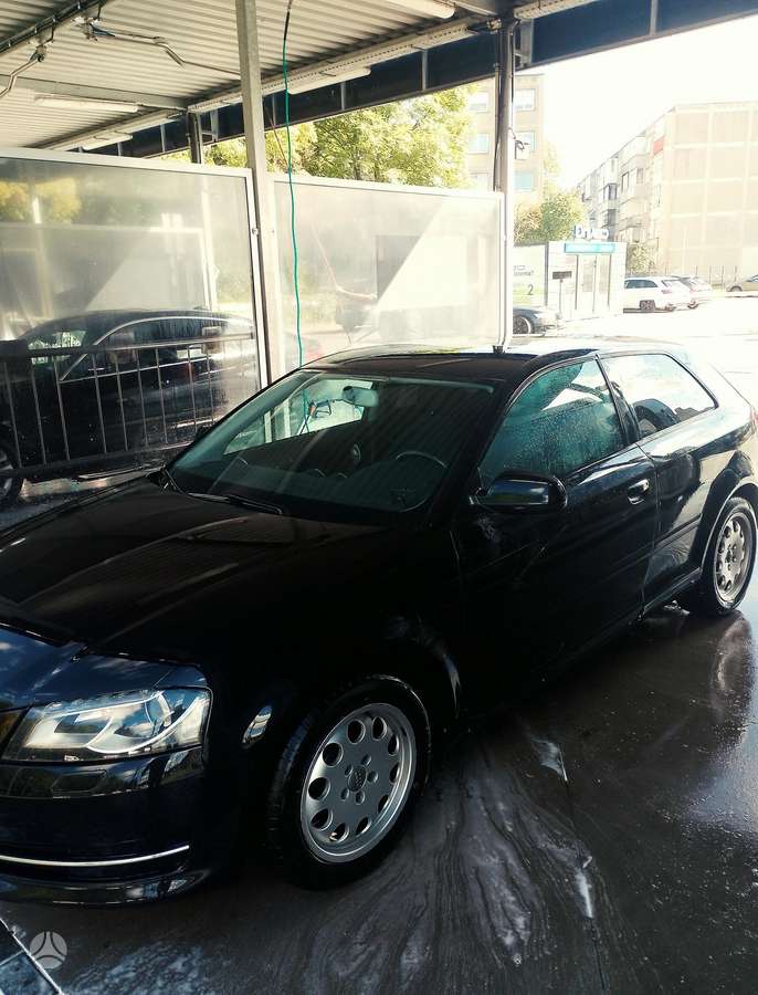 Audi A3, 1.6 l., Хэтчбек