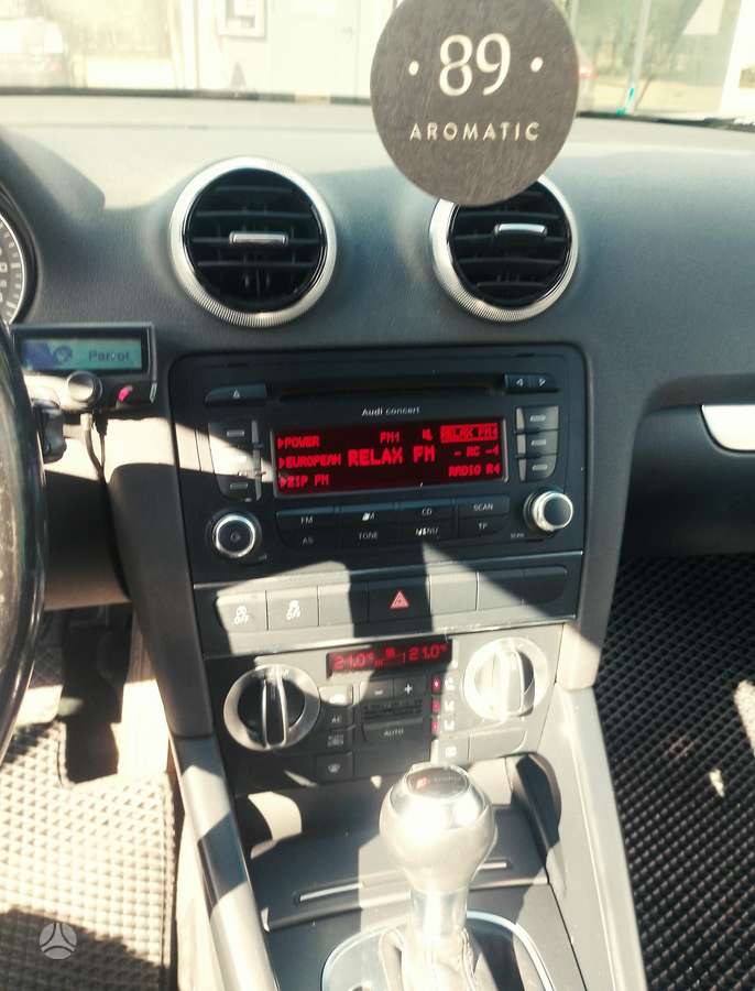 Audi A3, 1.6 l., hatchback