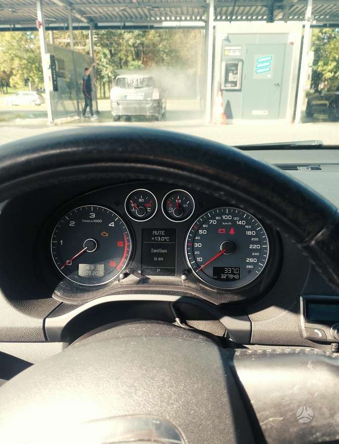 Audi A3, 1.6 l., hatchback