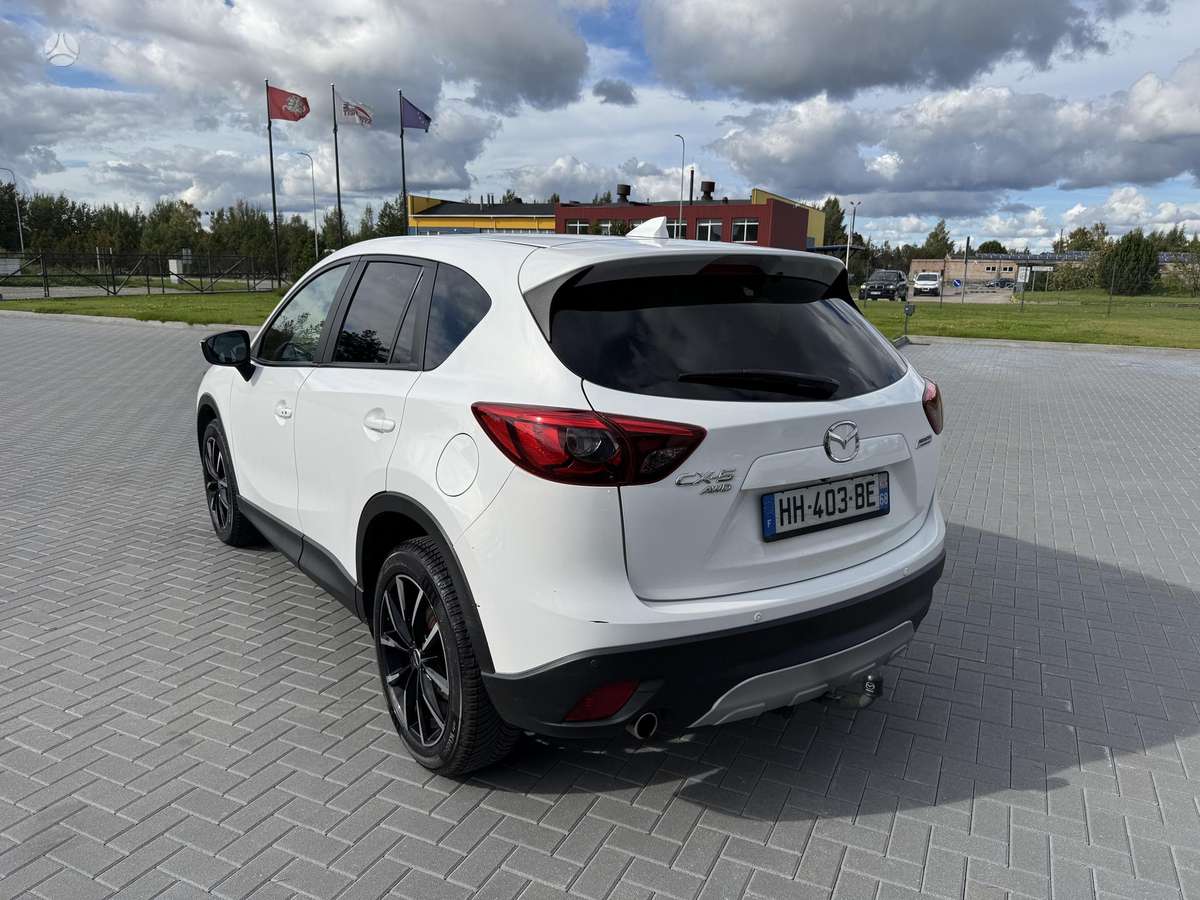 Mazda CX-5, 2.2 l., off-road / crossover