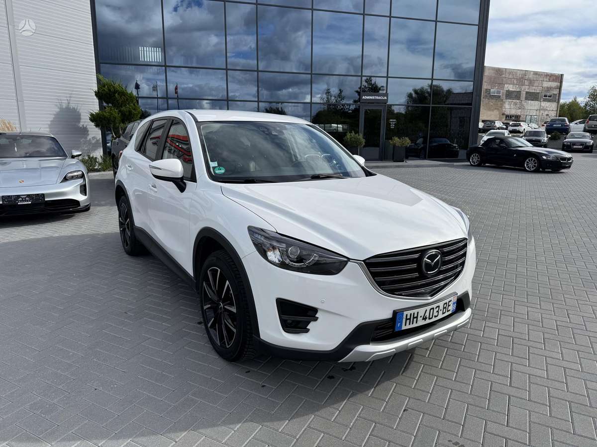 Mazda CX-5, 2.2 l., off-road / crossover