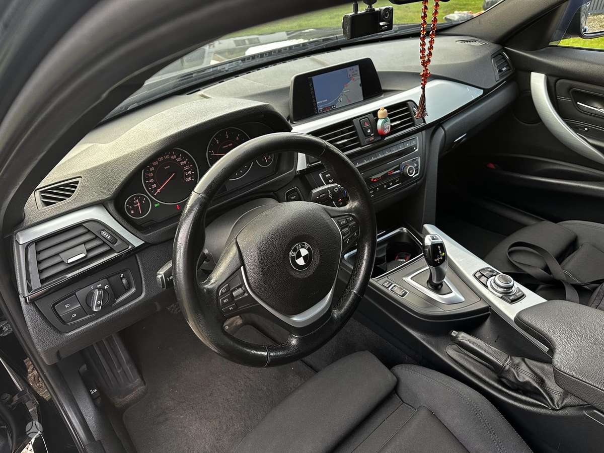 BMW 320, 2.0 l., wagon