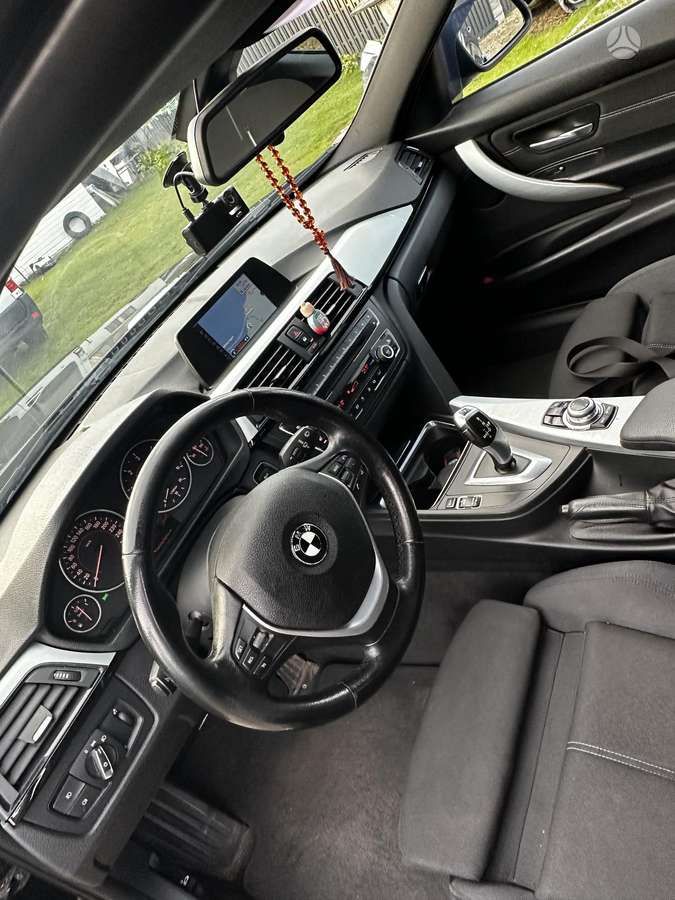 BMW 320, 2.0 l., wagon