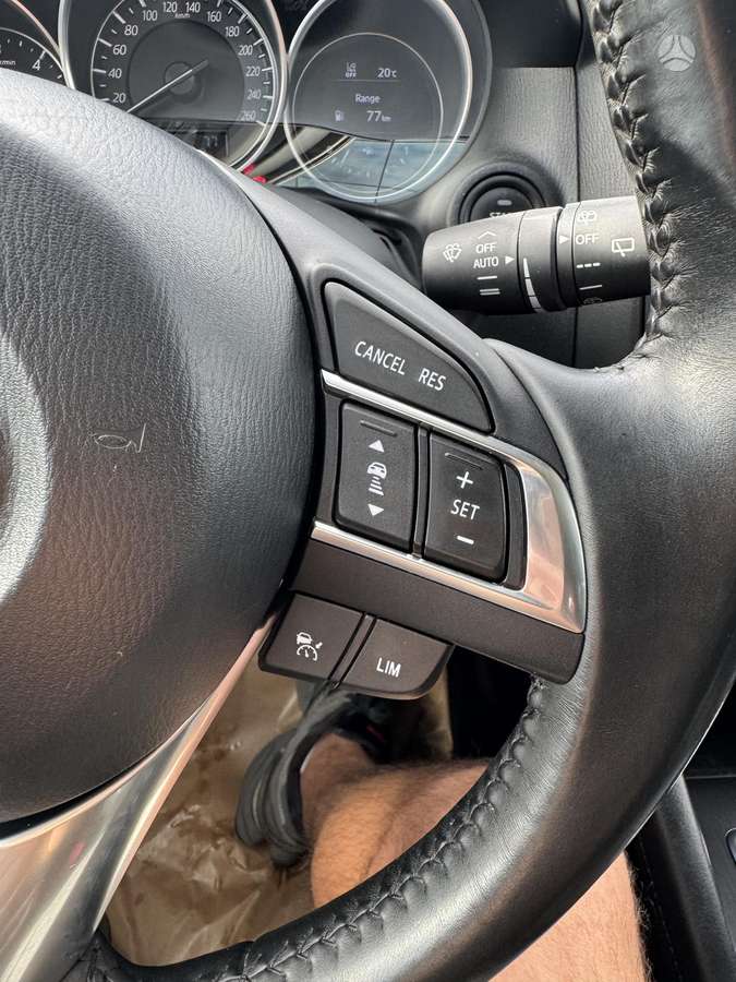 Mazda CX-5, 2.2 l., off-road / crossover