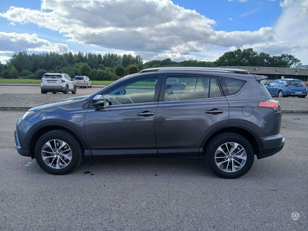 Toyota RAV4 - 7