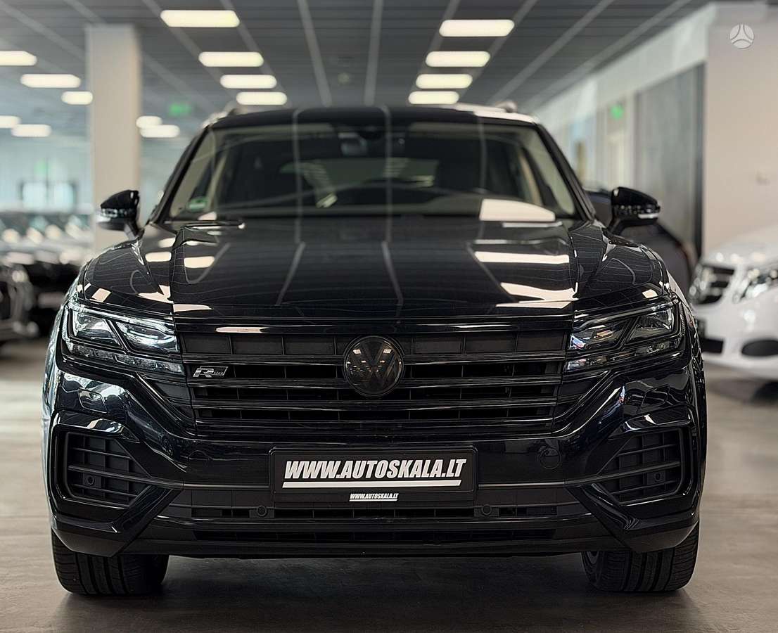 Volkswagen Touareg - 2
