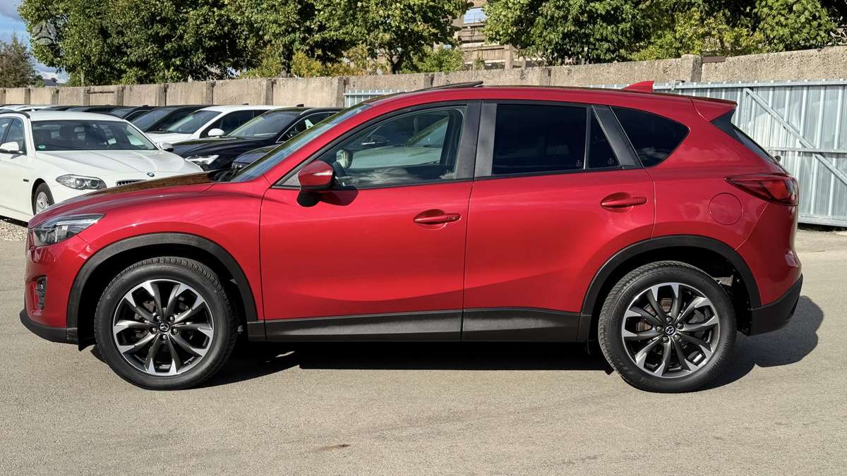 Mazda CX-5, 2.2 l., off-road / crossover