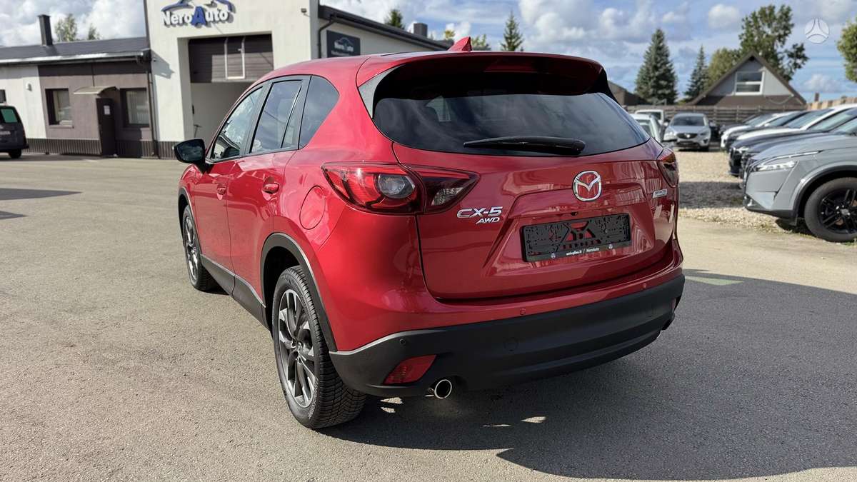 Mazda CX-5, 2.2 l., off-road / crossover