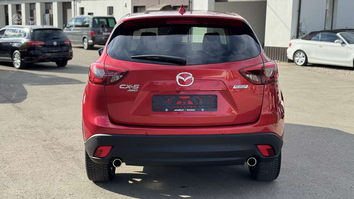 Mazda CX-5, 2.2 l., off-road / crossover
