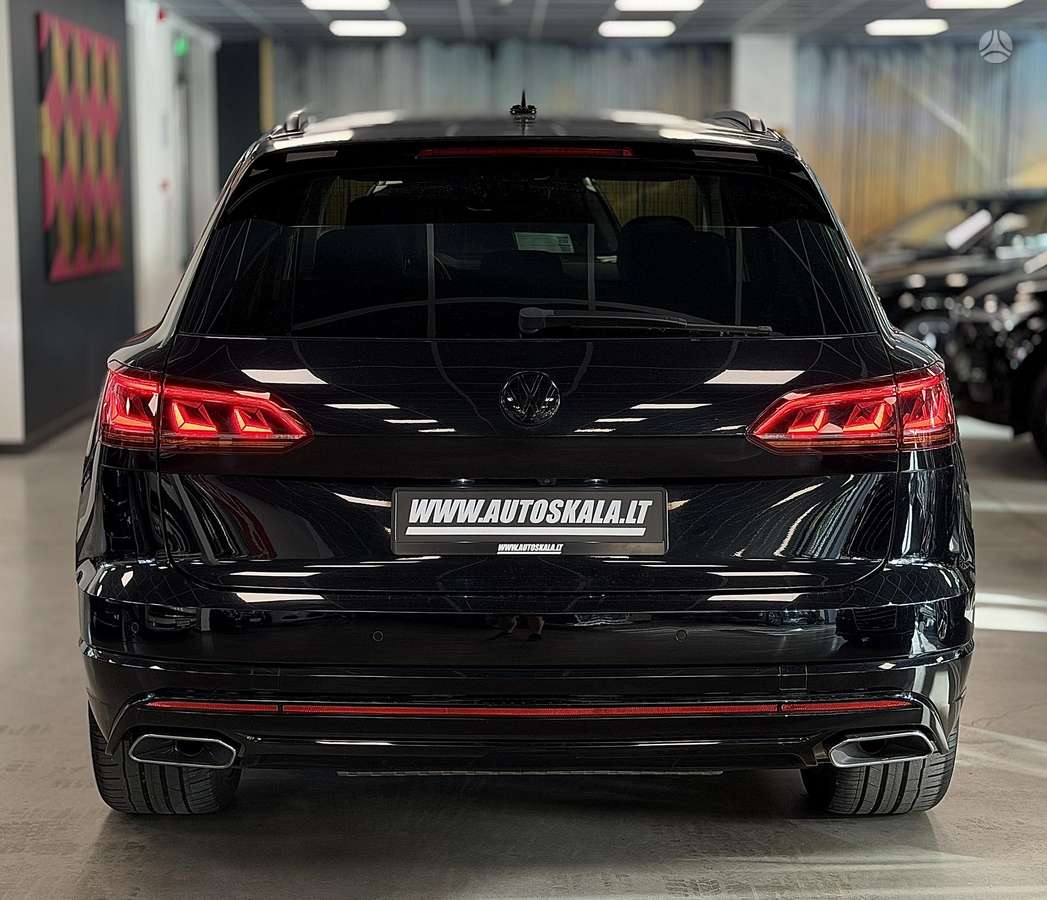 Volkswagen Touareg - 4