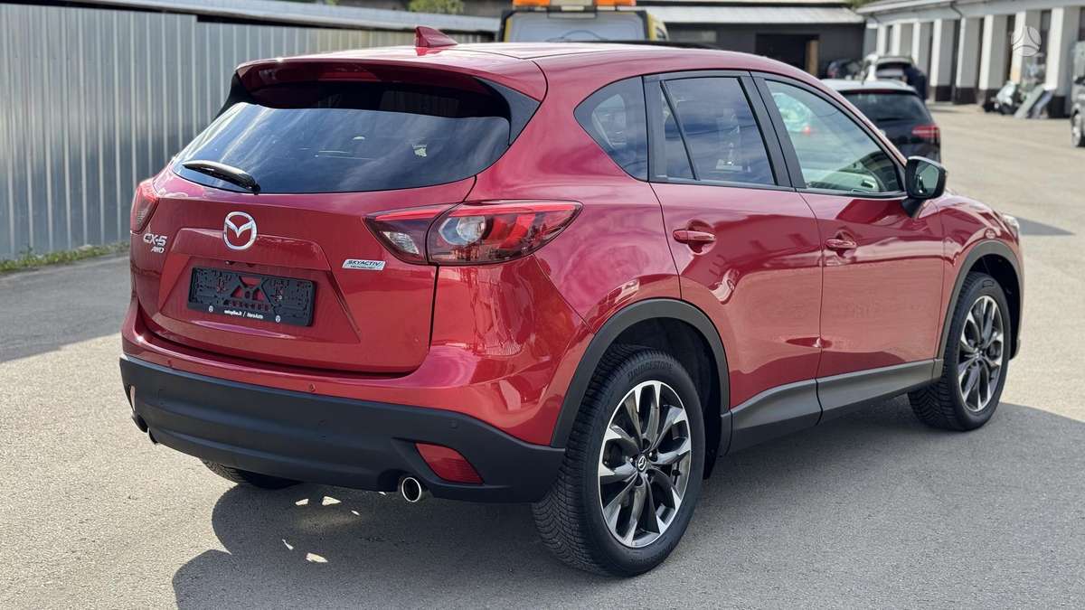 Mazda CX-5, 2.2 l., off-road / crossover