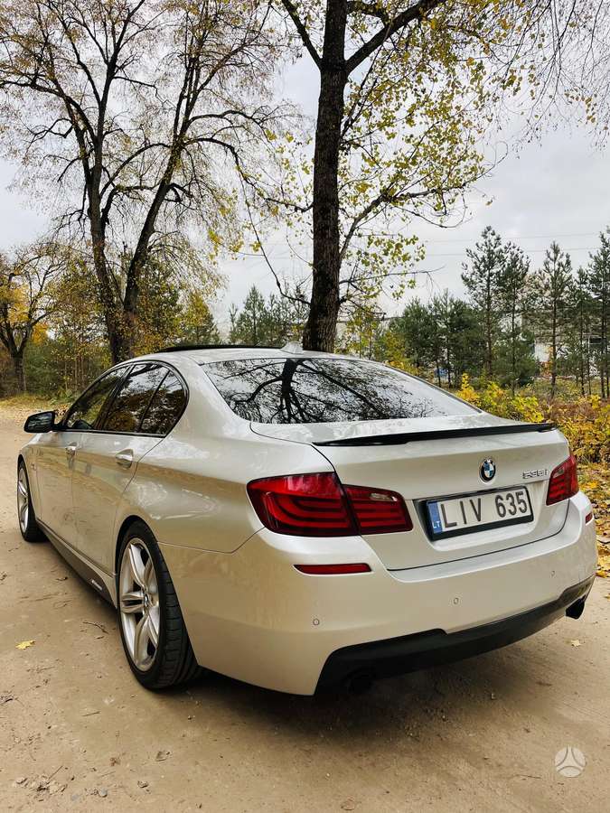 BMW 535, 3.0 l., Седан